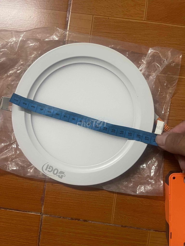 Đèn âm trần dogi Trắng 12W. Mua bán Đèn tại Thành phố Châu Đốc An Giang được đăng bởi Huỳnh Anh Đức hình 1