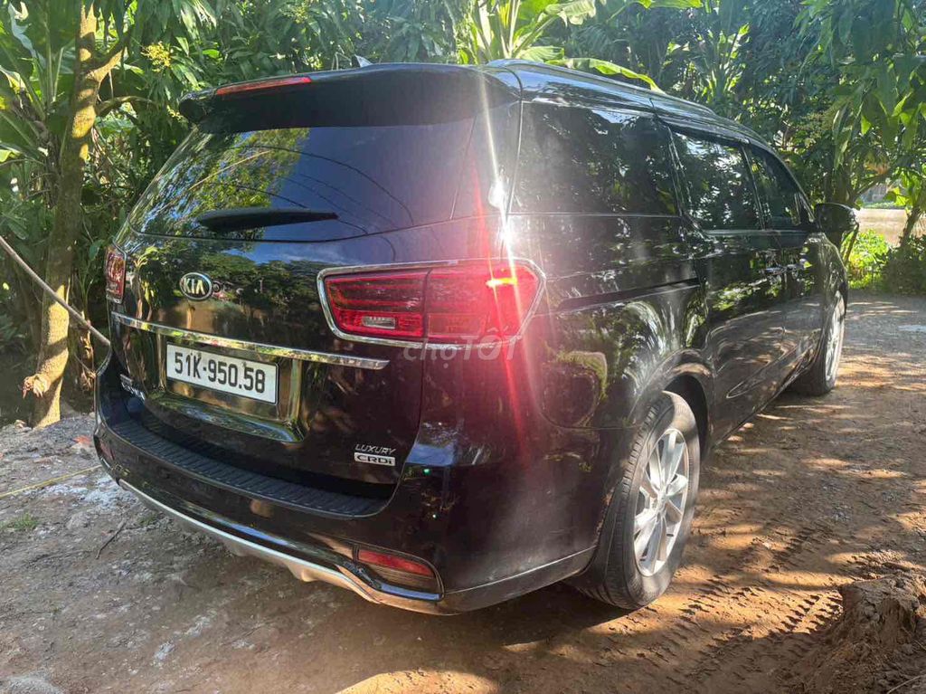 Kia Sedona 2019 2.2 DAT Luxury. Mua bán Ô tô tại Quận 7 Tp Hồ Chí Minh được đăng bởi Tuấn Đỗ hình 3