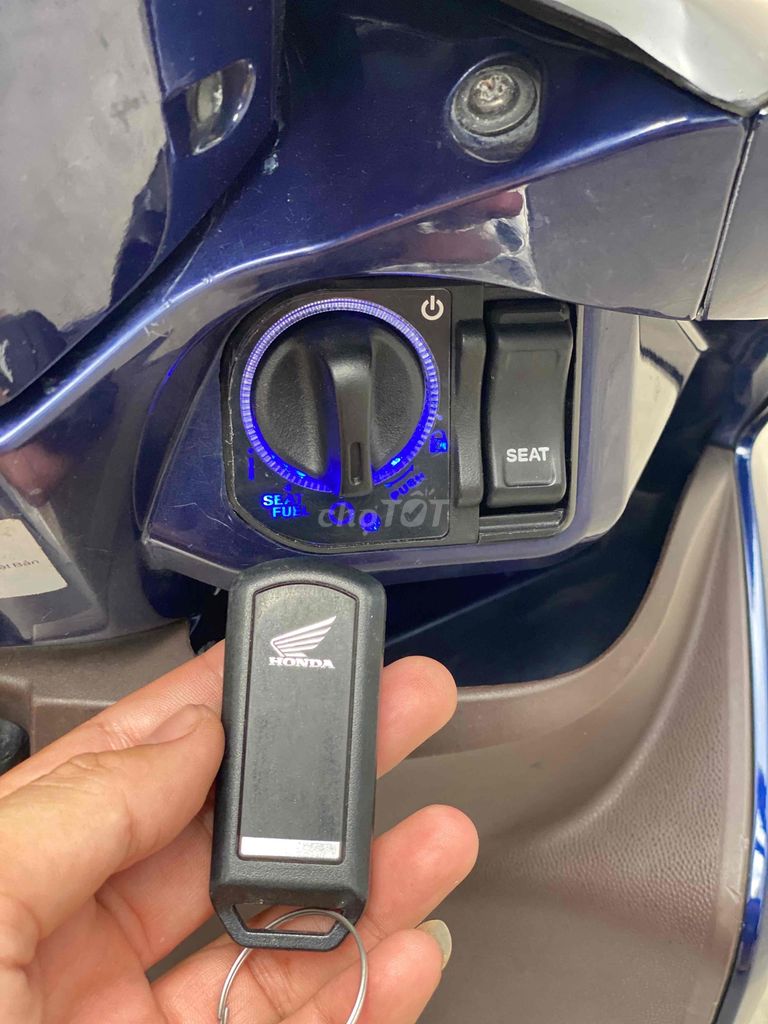 Cần Bán Vision 2016 Bst60 Smartkey Giấy Tờ Đầy Đủ. Mua bán Xe máy tại Quận 11 Tp Hồ Chí Minh được đăng bởi Xe Máy Tâm Nguyễn hình 6