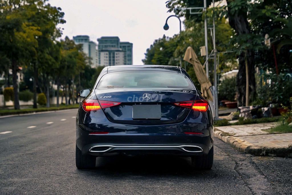 Mercedes C200 Avantgarde Plus siêu lướt 13.000km. Mua bán Ô tô tại Quận 7 Tp Hồ Chí Minh được đăng bởi Hoàn Lee Xe Lướt hình 9