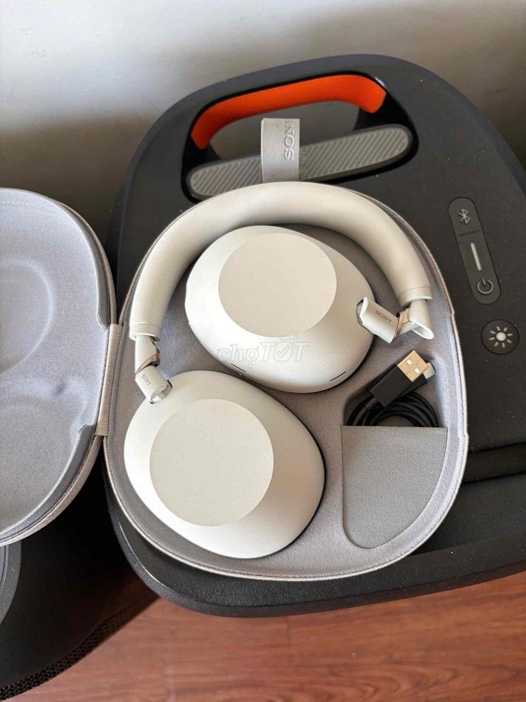 Tai nghe Sony WH-1000XM6 Trắng Đã sử dụng. Mua bán Tivi, Âm thanh tại Quận Gò Vấp Tp Hồ Chí Minh được đăng bởi Phu Hao hình 1