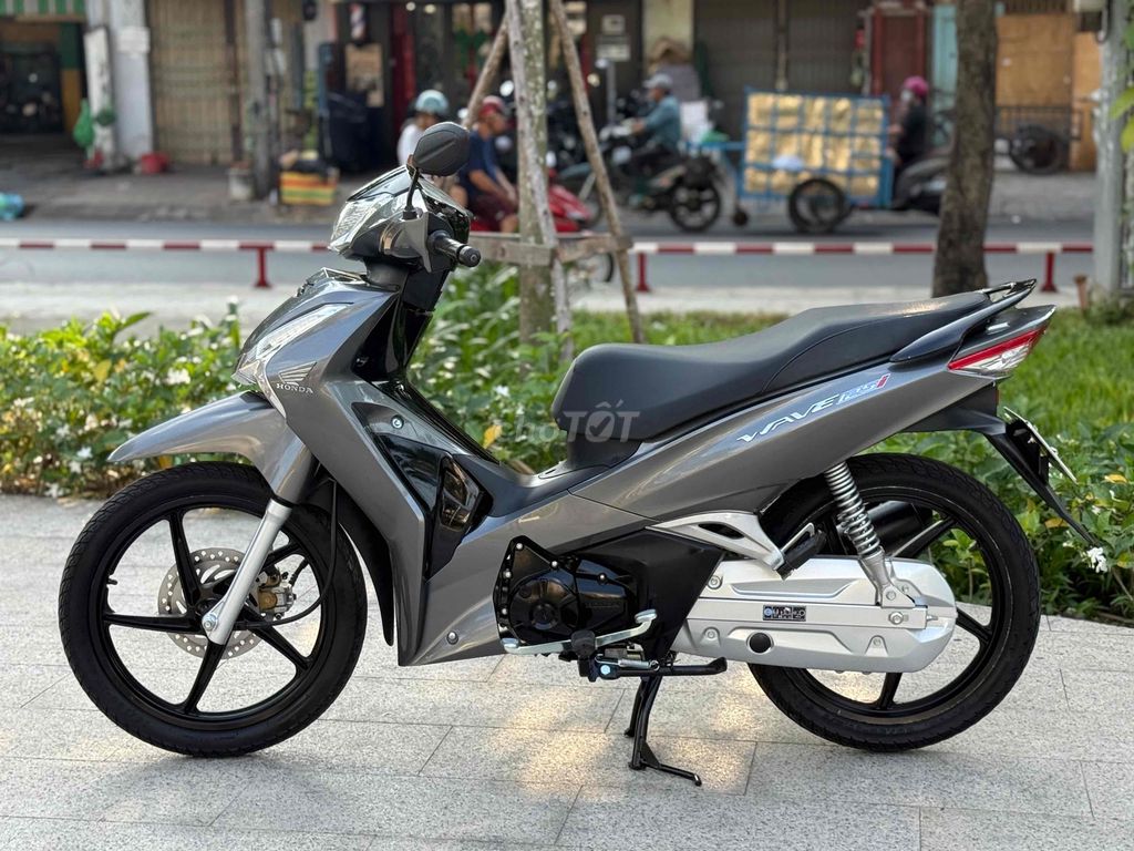 Fu up wave i ( nậu xớ chỉ cần 17 cành ). Mua bán Xe máy tại Quận 8 Tp Hồ Chí Minh được đăng bởi Phạm Đức hình 5