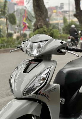 Chính chủ xe vision thể thao 2023 xám xi măng. Mua bán Xe máy tại Huyện Đông Anh Hà Nội được đăng bởi MaiDuc