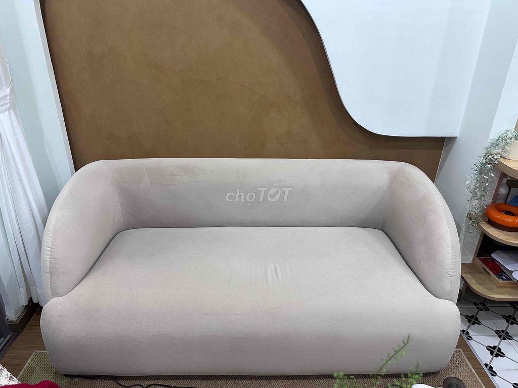 Sofa băng 1m8. Mua bán Bàn ghế tại Quận 7 Tp Hồ Chí Minh được đăng bởi Giang Nguyễn hình 1