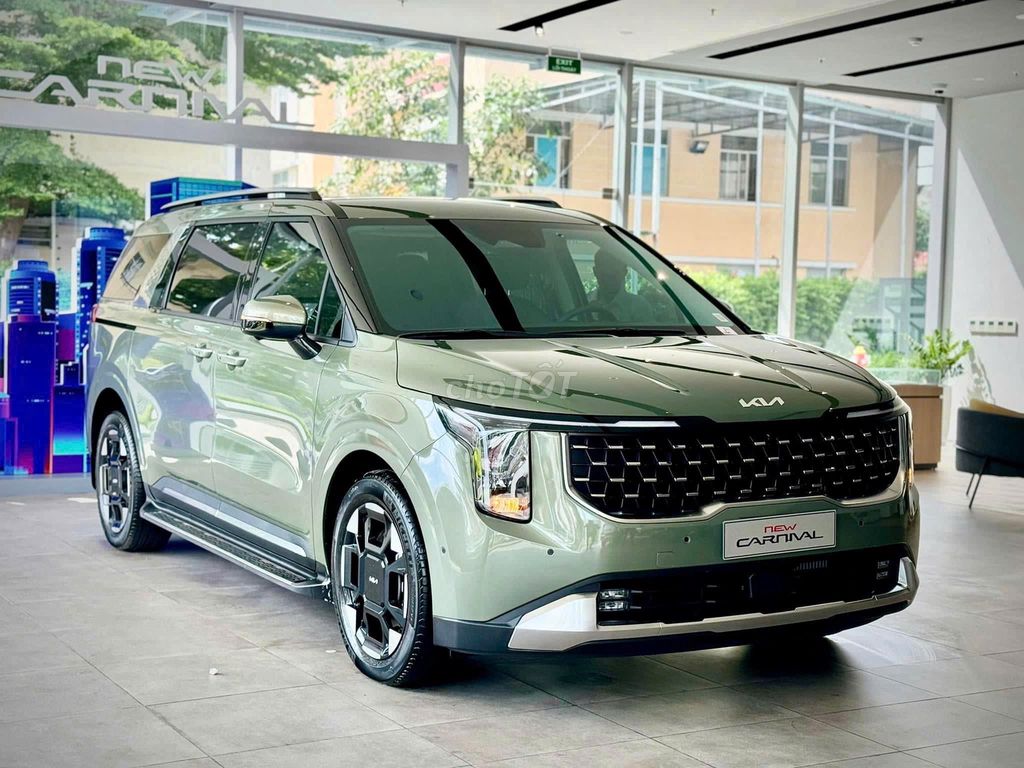 KIA CARNIVAL 2025 GIẢM 70TR GIAO NGAY