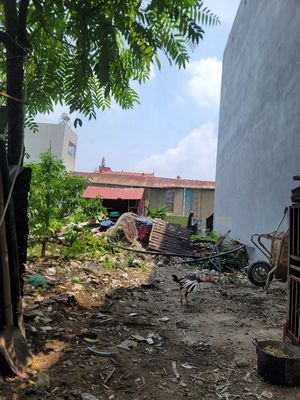 Giá hiếm Bán 71m bắc hồng giá nhỉnh 2tỉ đường ô tô gần bìa làng. Mua bán đất tại Huyện Đông Anh Hà Nội được đăng bởi Hoạt