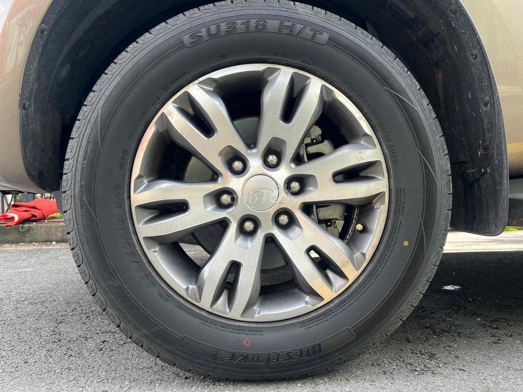 Ford Everest 2018 Trend 2.0L 4x2 AT - 76000 km. Mua bán Ô tô tại Quận Gò Vấp Tp Hồ Chí Minh được đăng bởi Ngô minh Nam hình 15