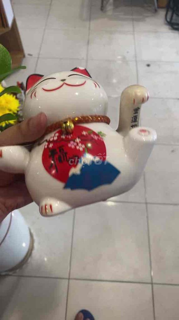 Tượng mèo thần tài gốm sứ