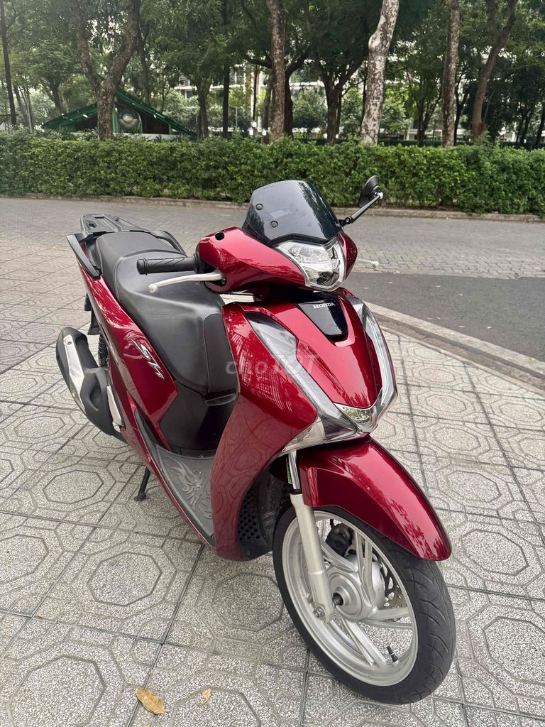 Honda SH125i заложенный транспорт, владелец, распродажа с документами