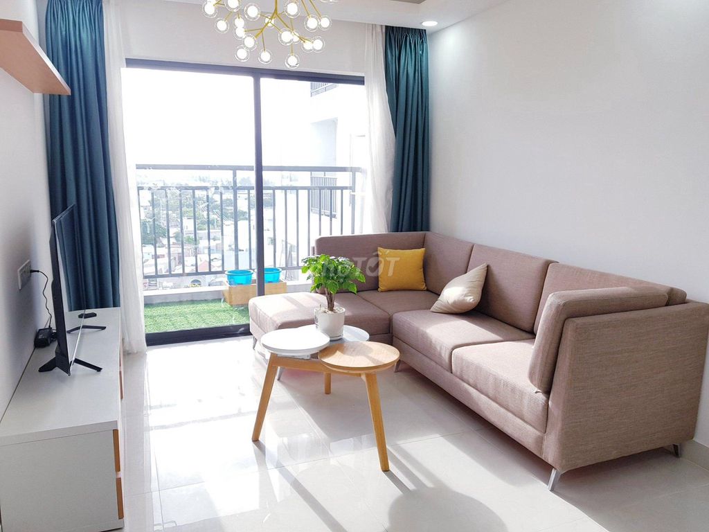 Corner 2-bedroom apartment in Sơn Trà Ocean View — photo 1