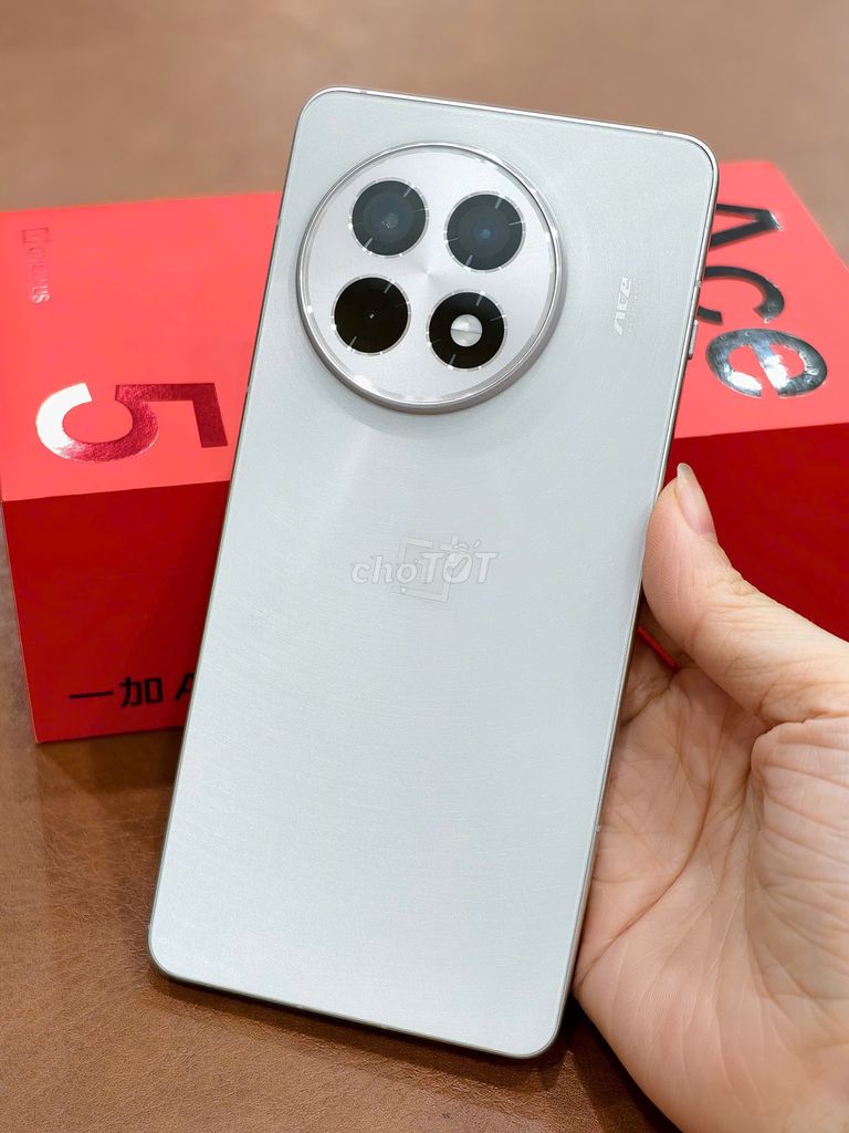 Ace 5, Oneplus Ace 5 5G bản xách tay 12-256gb Bạc. Mua bán Điện thoại tại Quận Đống Đa Hà Nội được đăng bởi Hn Store hình 1