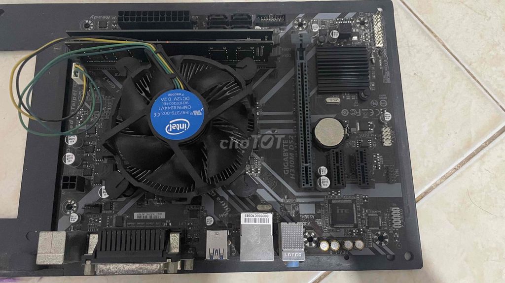 Mainboard Gigabyte H310M DS2 ,cpu i3  , ram 12g. Mua bán Linh kiện (RAM, Card...) tại Huyện Hàm Thuận Bắc Bình Thuận được đăng bởi Tran Minh Thanh hình 1