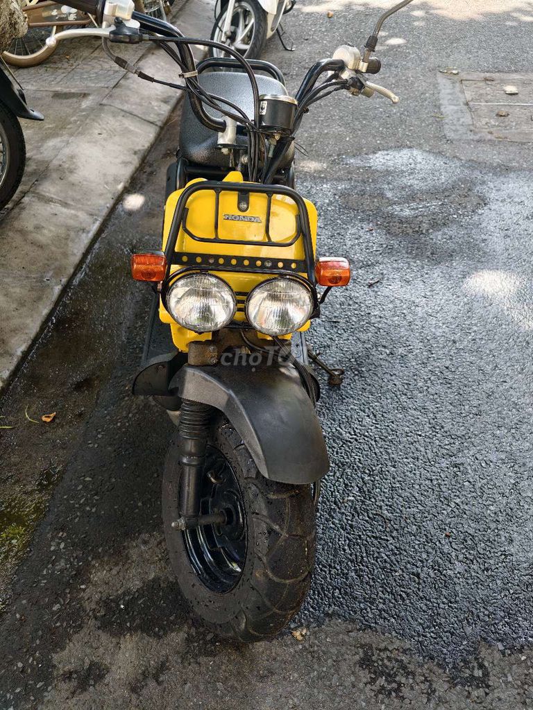 Honda Zoomer 50cc желтый, Япония, 2009