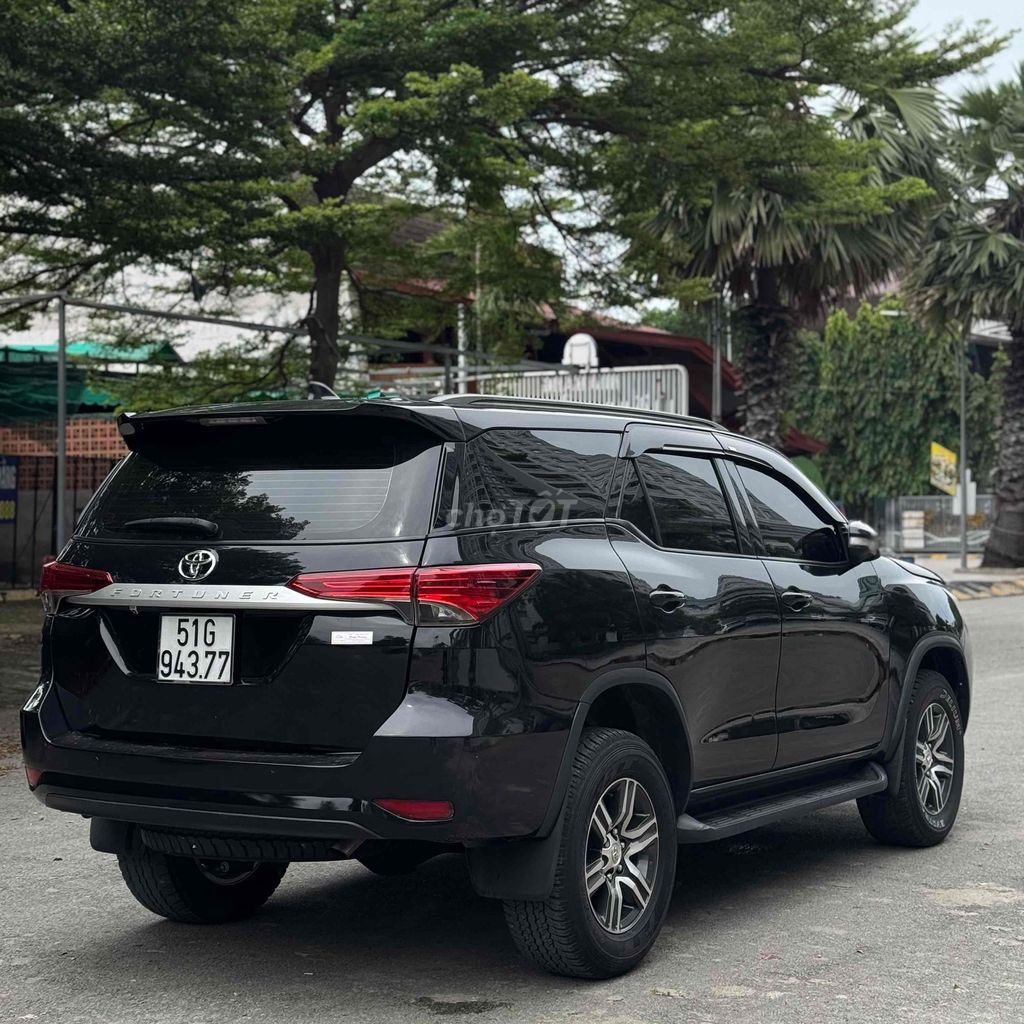 Toyota Fortuner 2018 2.4G 4x2 MT - 82000 km. Mua bán Ô tô tại Thành phố Dĩ An Bình Dương được đăng bởi Quốc Thái  hình 5