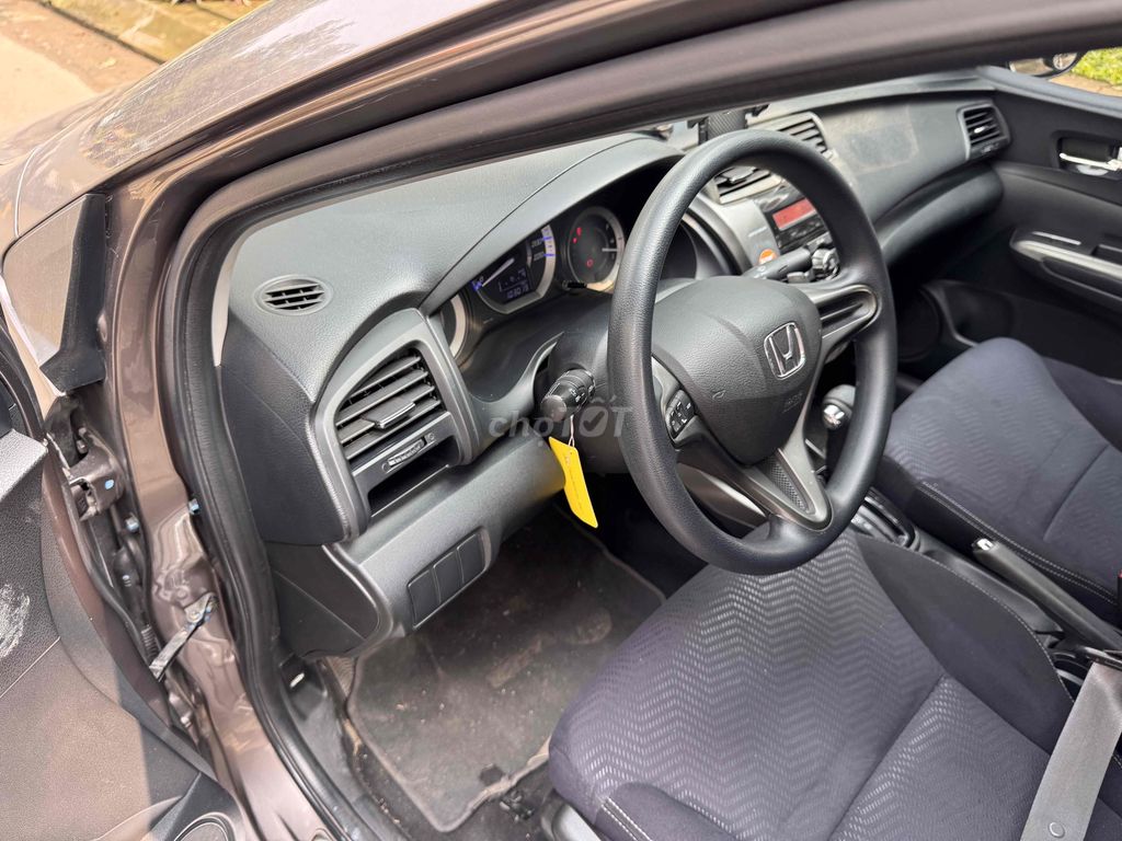 Honda City 2013 Tự động 103000 km. Mua bán Ô tô tại Huyện Bình Chánh Tp Hồ Chí Minh được đăng bởi Bảo My hình 10