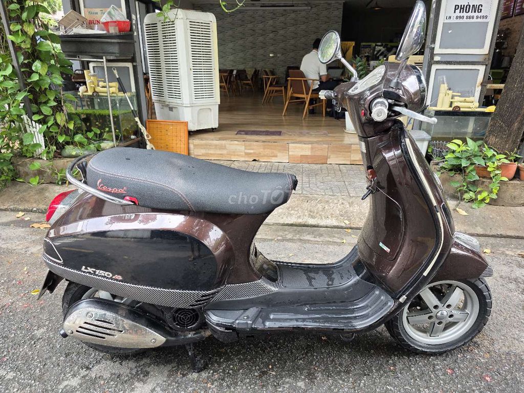 Piaggio Vespa LX 125. 2012 красивая. тихая машина