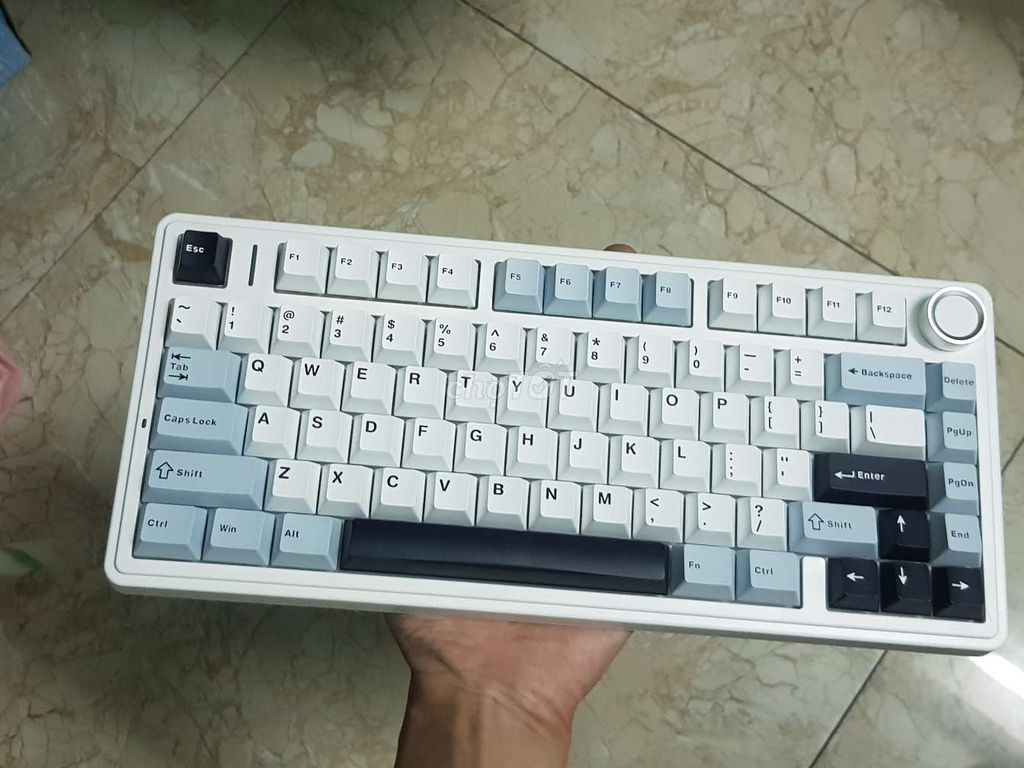 Bàn phím cơ AULA F75 Trắng Mới. Mua bán Phụ kiện (Màn hình, Chuột...) tại Huyện Thanh Trì Hà Nội được đăng bởi nguyễn đức hình 1