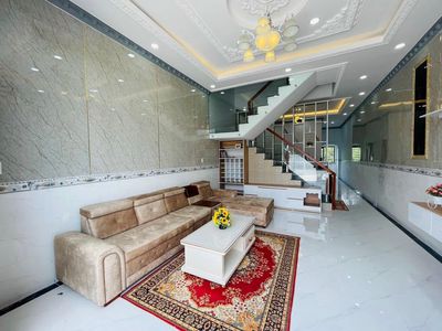 Nhà HXH Lý Chiêu Hoàng, 47.5 m2 2 tầng BTCT, 3 PN  2WC, khu an ninh.