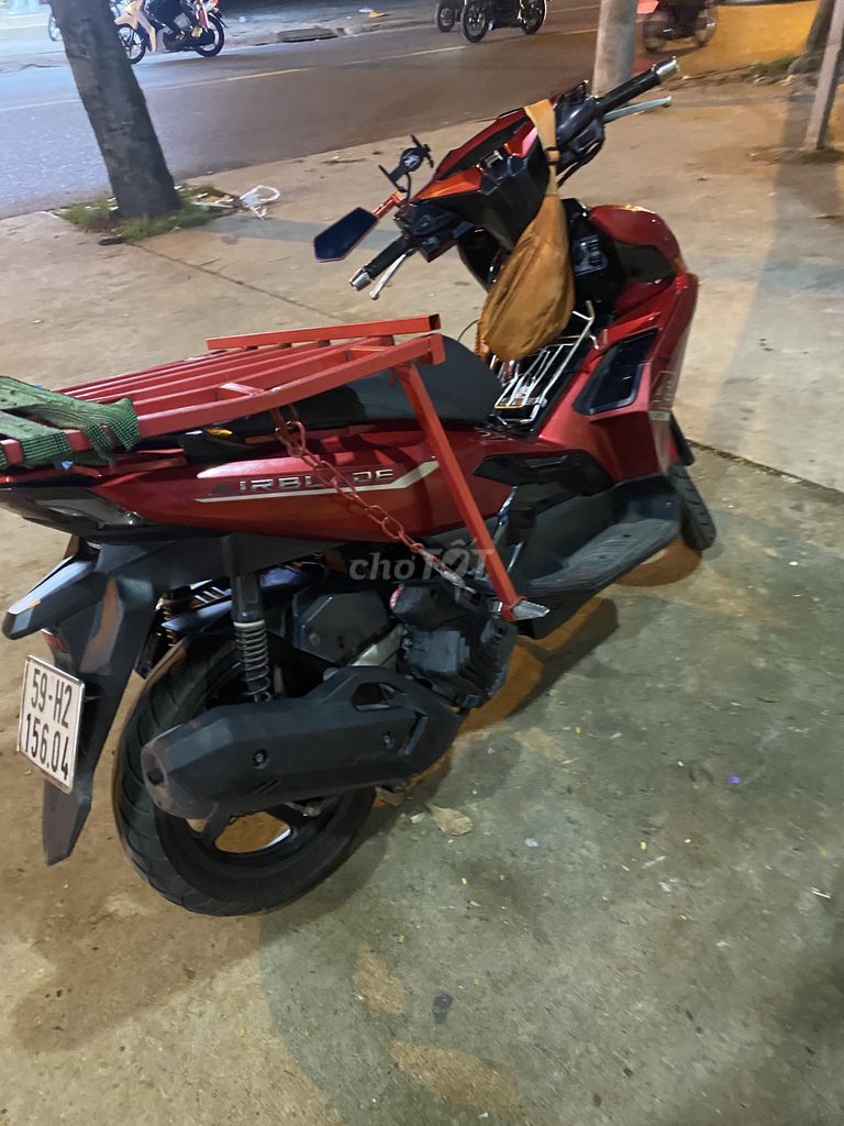 Воздушное лезвие Honda 2025 красное