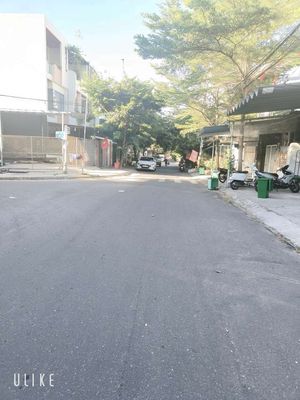 Cho thuê lô đất đường đoàn văn cừ