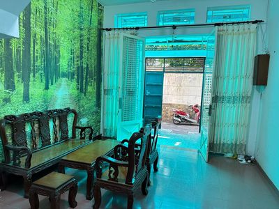 Thanh lý bộ bàn ghế sofa gỗ xưa. Mua bán Bàn ghế tại Quận Tân Bình Tp Hồ Chí Minh được đăng bởi Tú