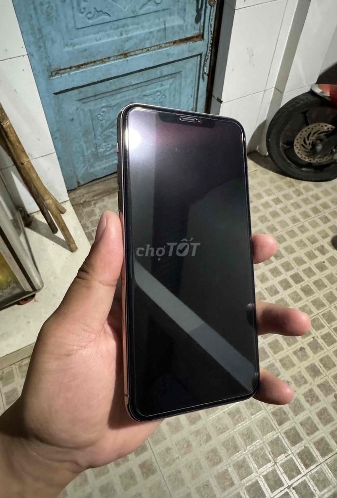 iPhone 11 Pro Max 64GB Zin. Mua bán Điện thoại tại Huyện Châu Thành Bến Tre được đăng bởi Hoang Hieu hình 1