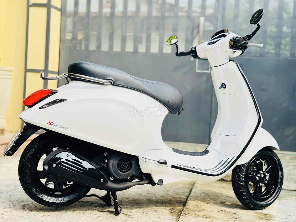 Piaggio Vespa Primavera 2015 125CC Trắng. Mua bán Xe máy tại Quận 12 Tp Hồ Chí Minh được đăng bởi Ta Thanh Thai hình 2