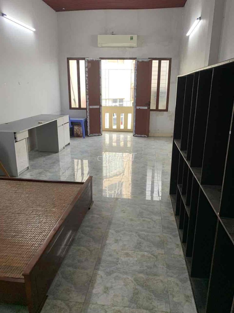 Nhà trọ sinh viên , gia đình giá rẻ