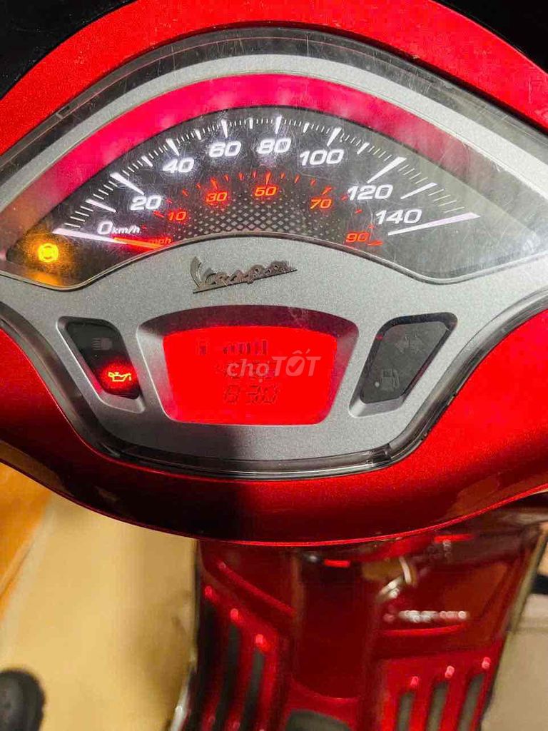 Piaggio Vespa Đỏ Đã sử dụng. Mua bán Xe máy tại Thành phố Đà Lạt Lâm Đồng được đăng bởi Mỹ Linh hình 2