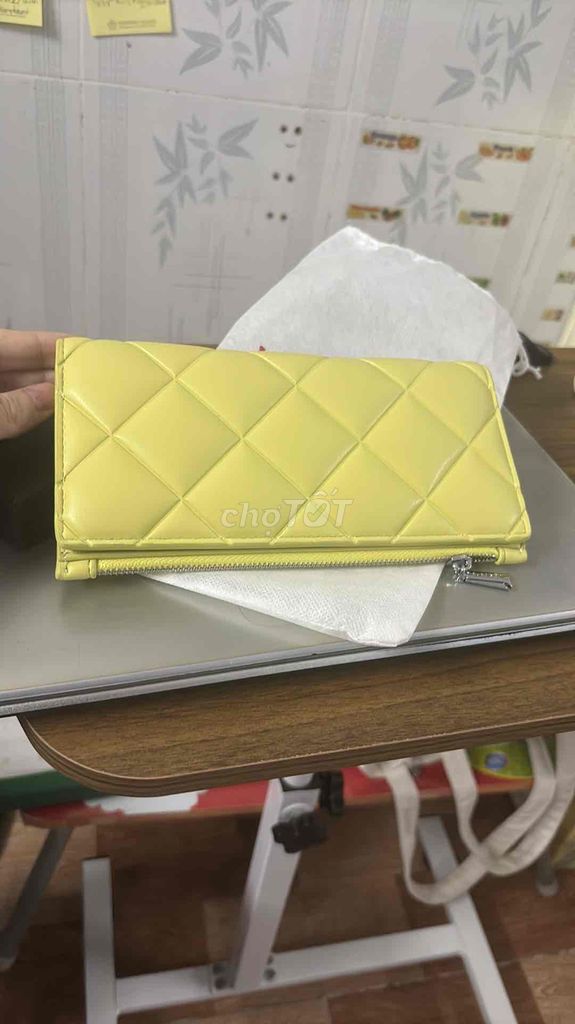 Ví cầm tay vascara mới 100% mới màu xanh lá sáng. Mua bán Túi xách tại Quận Gò Vấp Tp Hồ Chí Minh được đăng bởi Nguyen Phuong hình 1