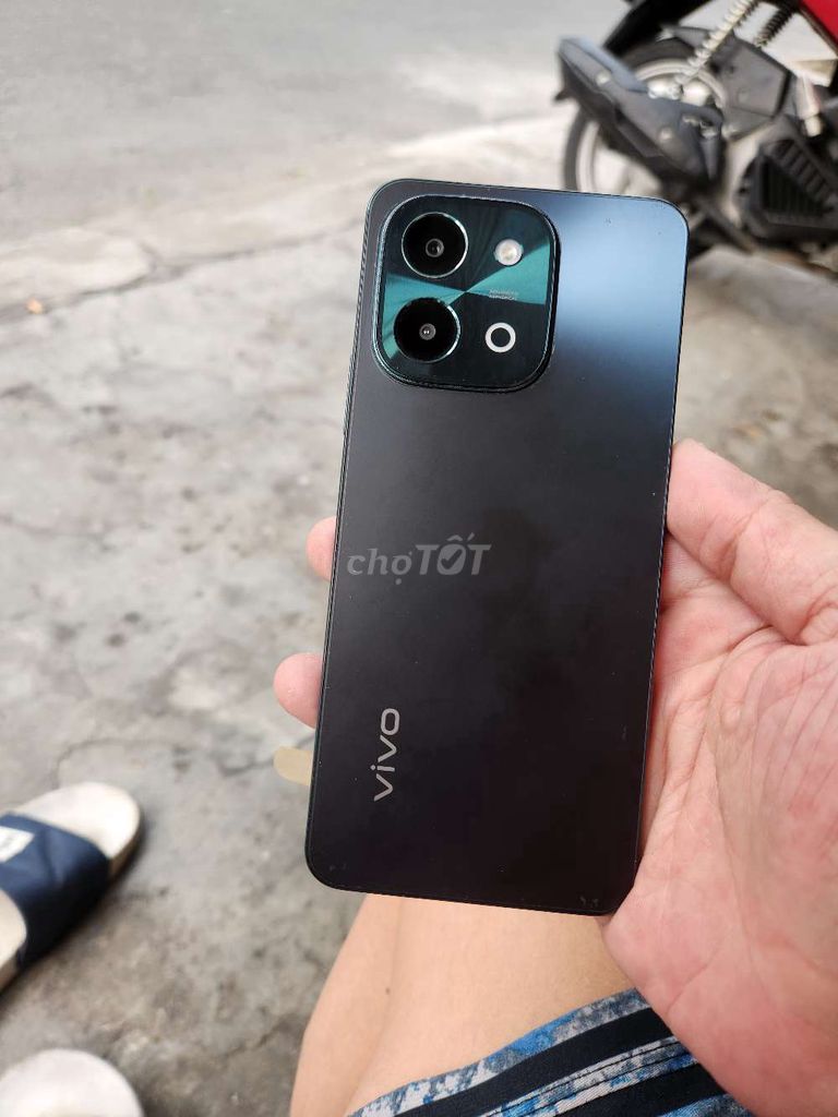 Vivo Y28 ram 8/256g đẹp 99%