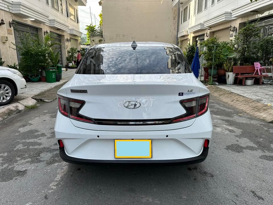 Hyundai i10 đời 2022 số sàn màu trắng sedan. Mua bán Ô tô tại Quận Gò Vấp Tp Hồ Chí Minh được đăng bởi Xuân Trường hình 2