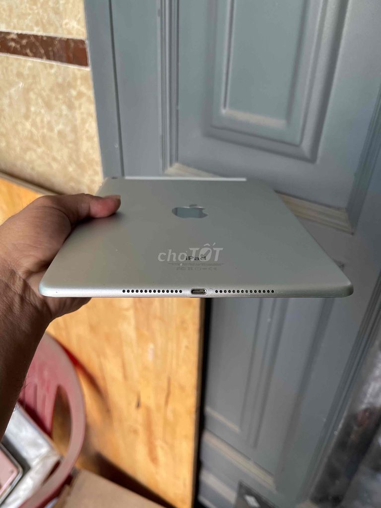 ipad air 2 bản wifi 4g 64g full vân tay. Mua bán Máy tính bảng tại Thành phố Dĩ An Bình Dương được đăng bởi phương hình 6