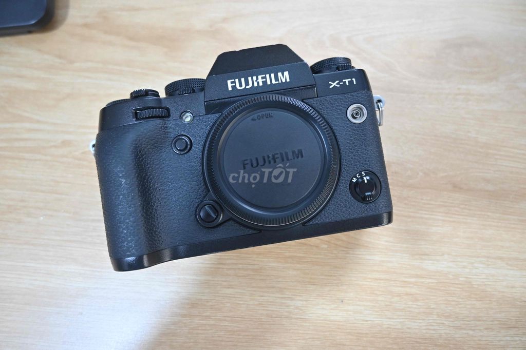 Máy ảnh Fujifilm XT1. Mua bán Máy ảnh, Máy quay tại Quận Tân Bình Tp Hồ Chí Minh được đăng bởi Lê Thị Phương Thảo hình 1
