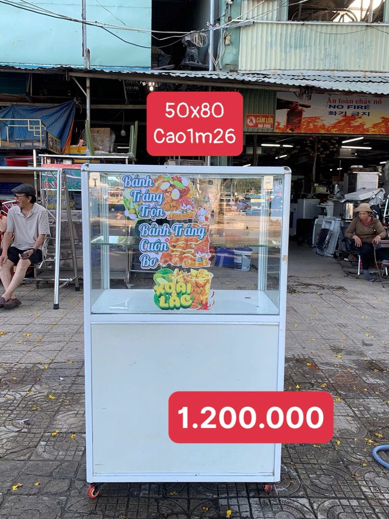 Tủ trưng bày Kính Kim loại 80x50x126cm. Mua bán Tủ, kệ gia đình tại Quận Sơn Trà Đà Nẵng được đăng bởi THẾ GIỚI ĐỒ CŨ ĐÀ NẴNG hình 1