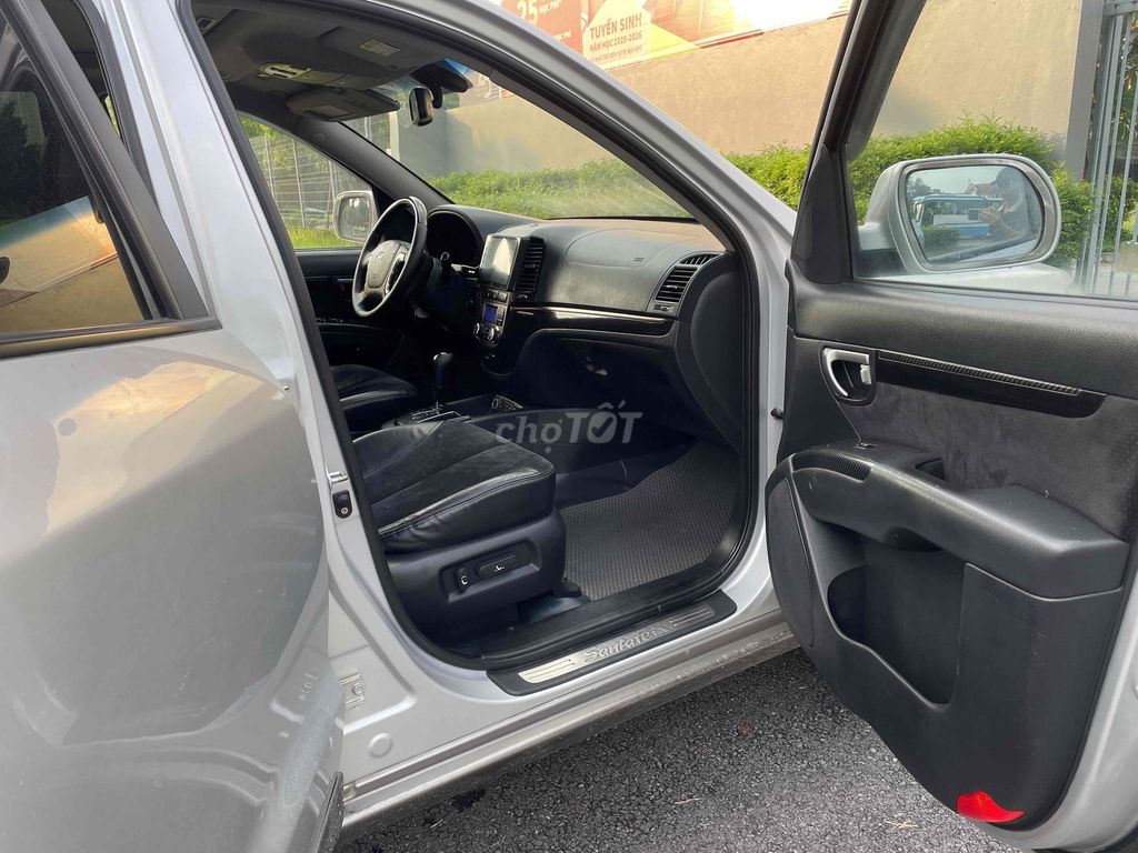 Hyundai Santa Fe 2009 2.0L máy dầu. Mua bán Ô tô tại Quận Hoàng Mai Hà Nội được đăng bởi Le hung hình 9