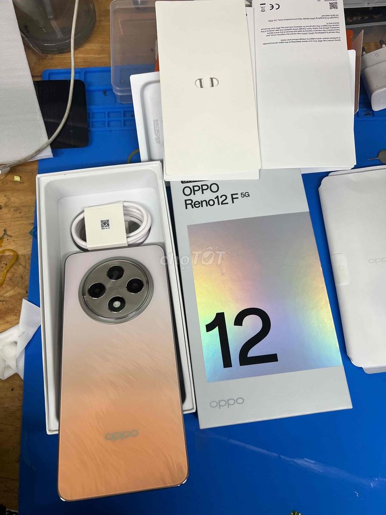 Điện thoại OPPO Reno12 F 5G 12GB/256GB