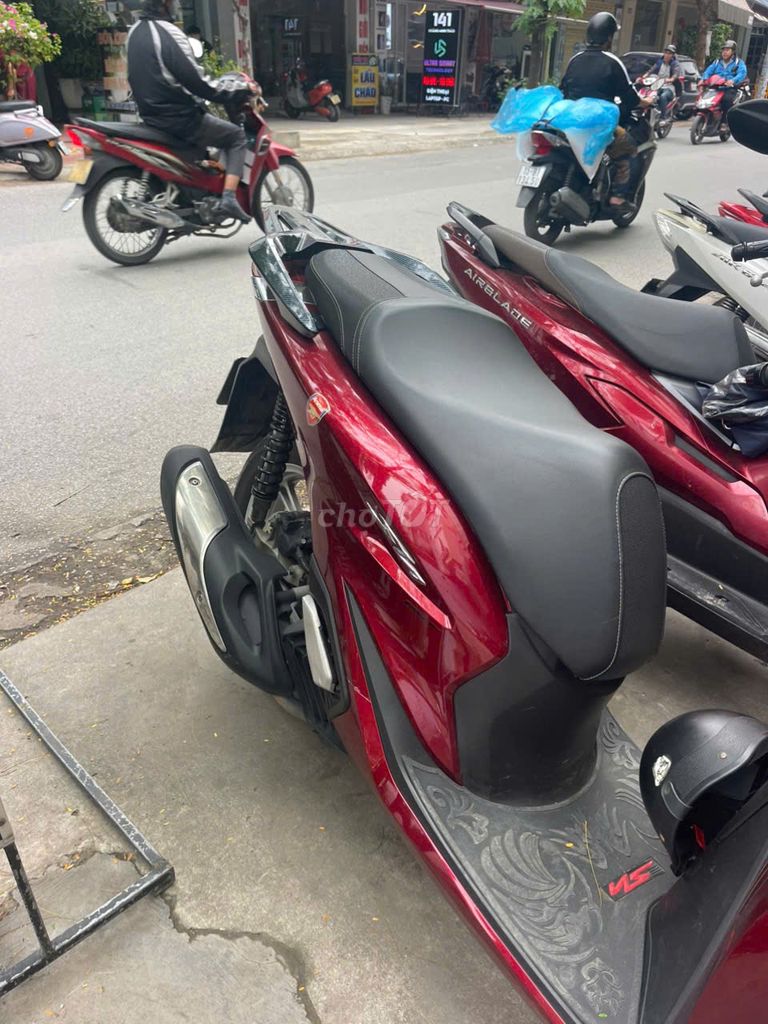 SH 125 ABS 2020 Zin - 1 chủ từ đầu - như mới. Mua bán Xe máy tại Quận Lê Chân Hải Phòng được đăng bởi Linh Nguyễn hình 3