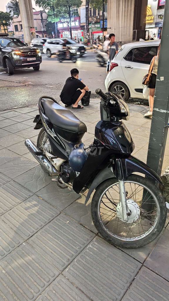 Honda Wave 2012 (черные номера)
