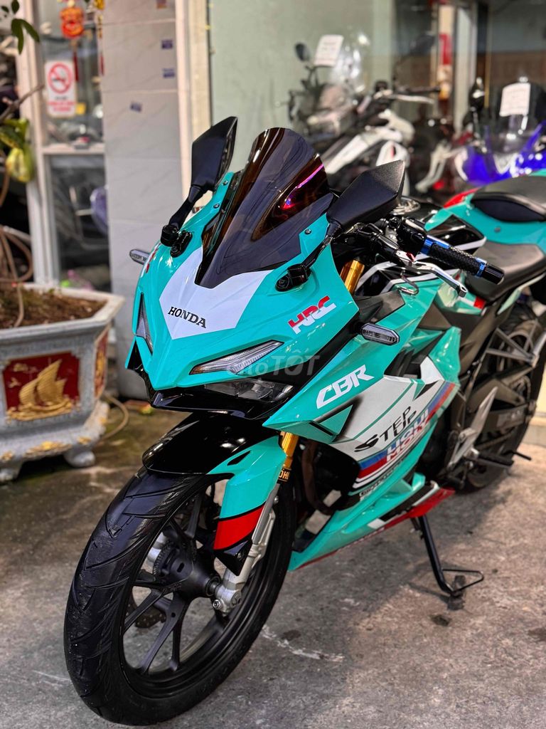 Cần bán Honda CBR150R 2023 Biển 60 9 chủ Xe keng. Mua bán Xe máy tại Quận Bình Tân Tp Hồ Chí Minh được đăng bởi Việt Motor Bình Tân hình 4