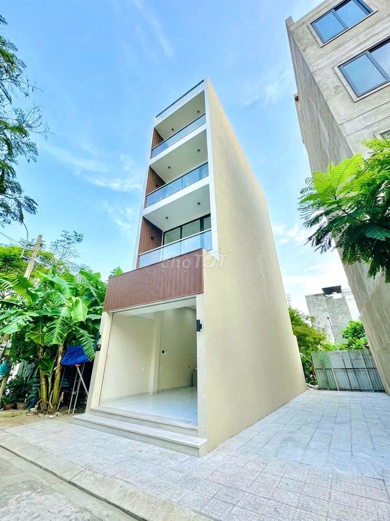 🔥Giá 5,5Tỷ Giảm Còn 4,8Tỷ/ Nhà Mới 5 Tầng Nguyễn Duy Trinh Long Trường