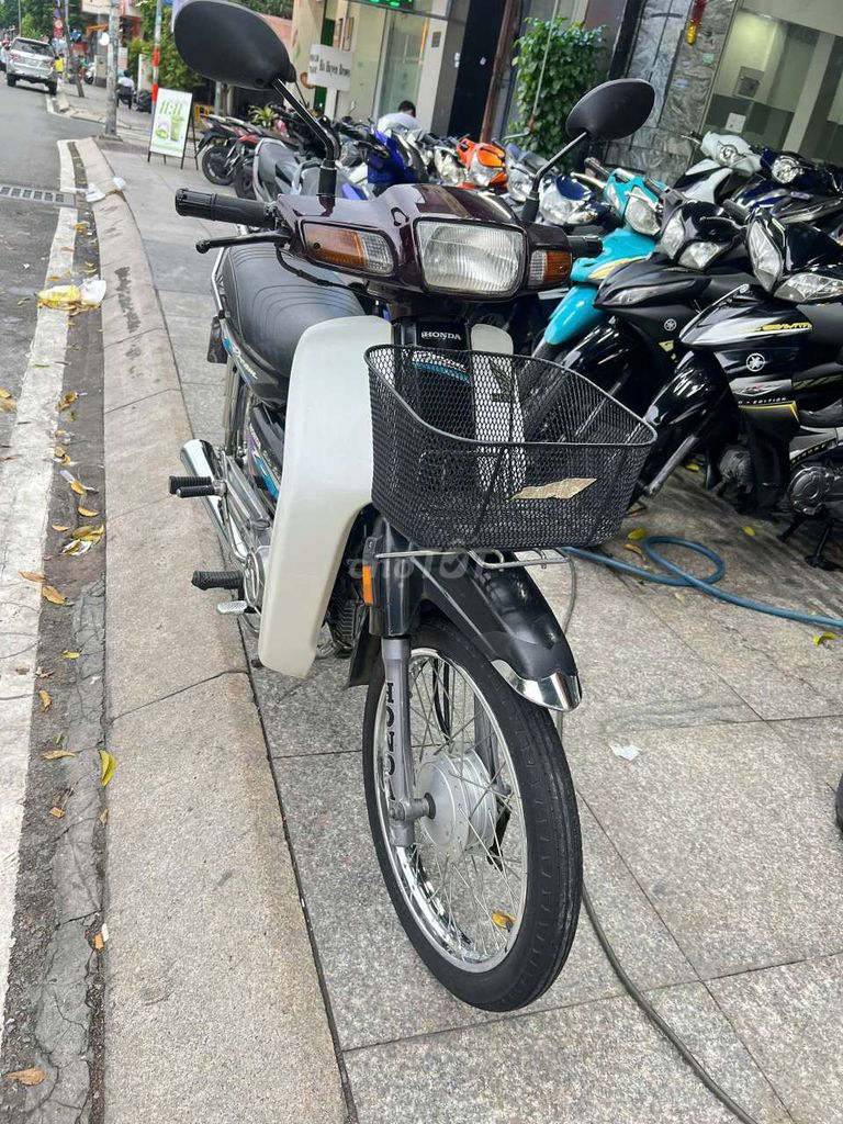 Honda dream 1995 zing nguyên bản mới 80% Bstp cc. Mua bán Xe máy tại Quận Tân Phú Tp Hồ Chí Minh được đăng bởi Tuanduy hình 3