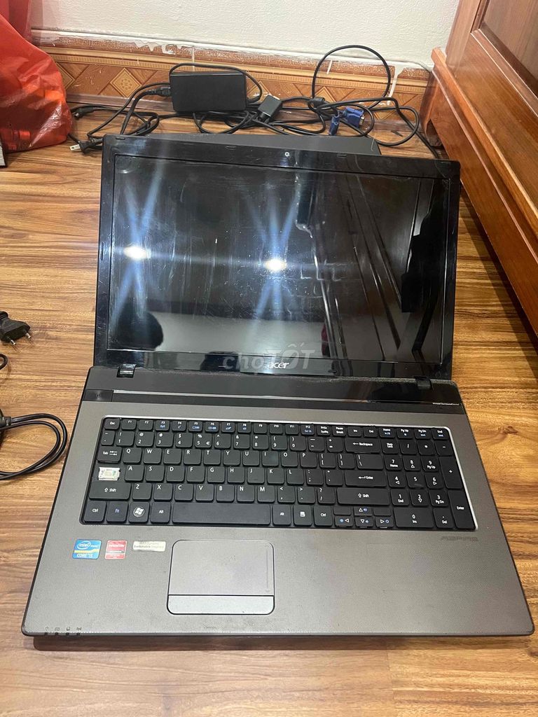 Bán 2 xác laptop. Mua bán Laptop tại Quận Bắc Từ Liêm Hà Nội được đăng bởi hiếu hình 1