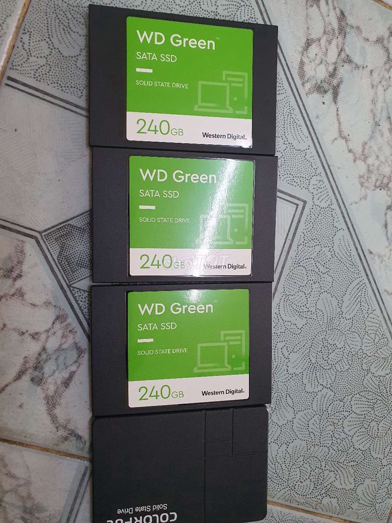 Vài ổ Ssd 240G 256G sức khỏe cao còn bảo hành. Mua bán Linh kiện (RAM, Card...) tại Quận 10 Tp Hồ Chí Minh được đăng bởi A Minh hình 1
