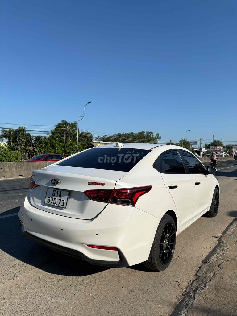 Hyundai Accent 2020 1.4MT - 70000 km. Mua bán Ô tô tại Thị xã Bến Cát Bình Dương được đăng bởi Nguyễn Thị Thuý Hằng hình 3