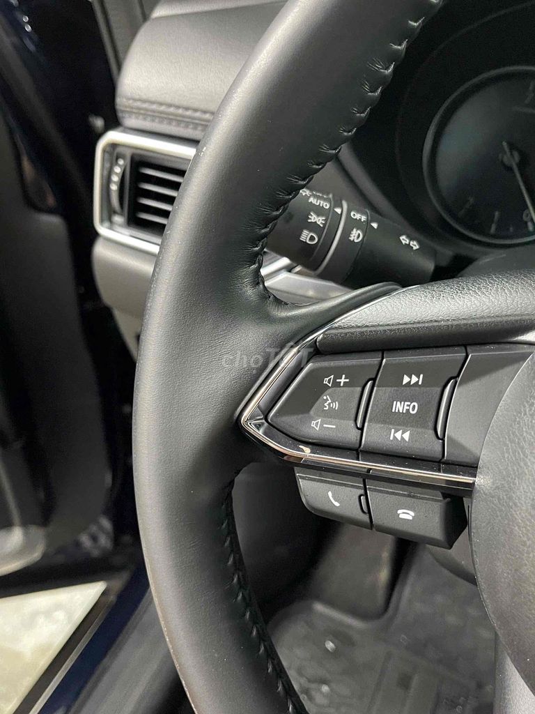 Mazda cx 5 2.0 ban PRemium doi 2023. Mua bán Ô tô tại Huyện Đức Trọng Lâm Đồng được đăng bởi SALON ÔTÔ HOÀ THẮNG  hình 6