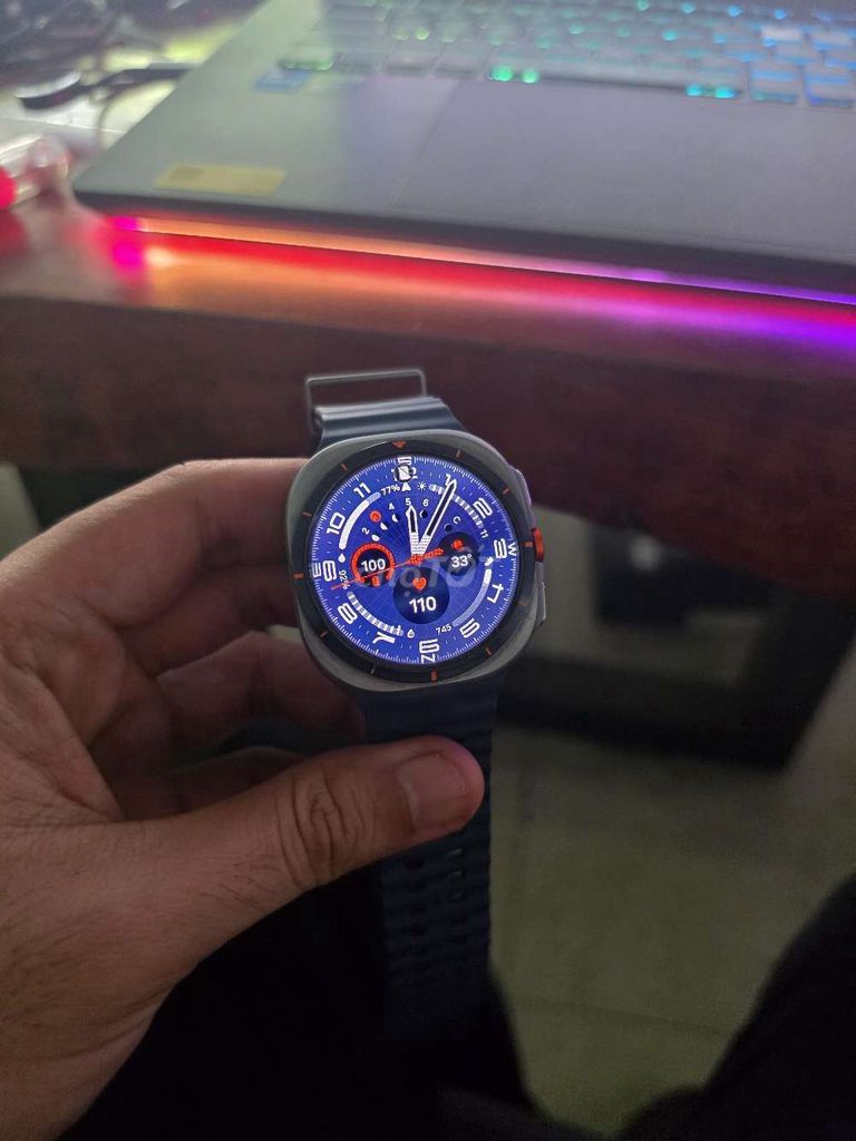 Samsung Galaxy Watch Ultra Xám Like new. Mua bán Thiết bị đeo thông minh tại Quận 12 Tp Hồ Chí Minh được đăng bởi Vũ Văn Hiếu hình 1