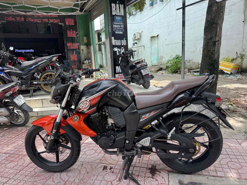 Yamaha FZ S 2014 máy êm biển số thành phố. Mua bán Xe máy tại Huyện Bình Chánh Tp Hồ Chí Minh được đăng bởi Phong Vũ hình 4