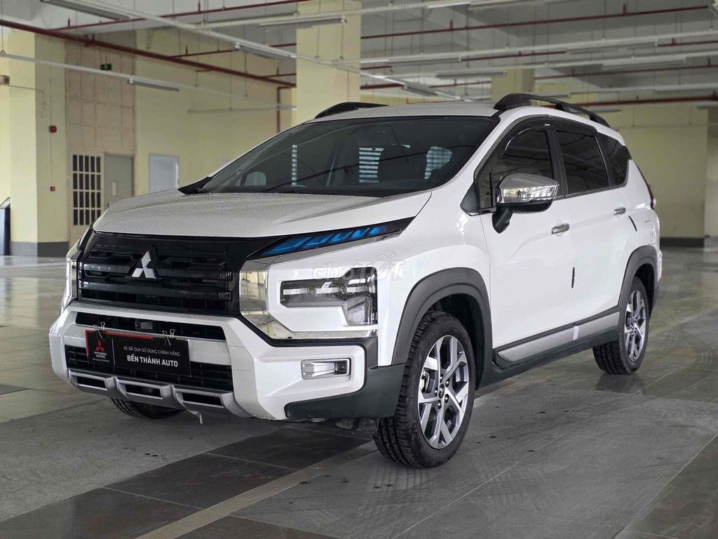 Mitsubishi Xpander Cross 2025 Белый 43 000 км