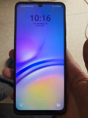 Máy full cn mới 99 lên đời bán lại. Mua bán Điện thoại tại Huyện Hoài Đức Hà Nội được đăng bởi Tạ Thùy Lâm
